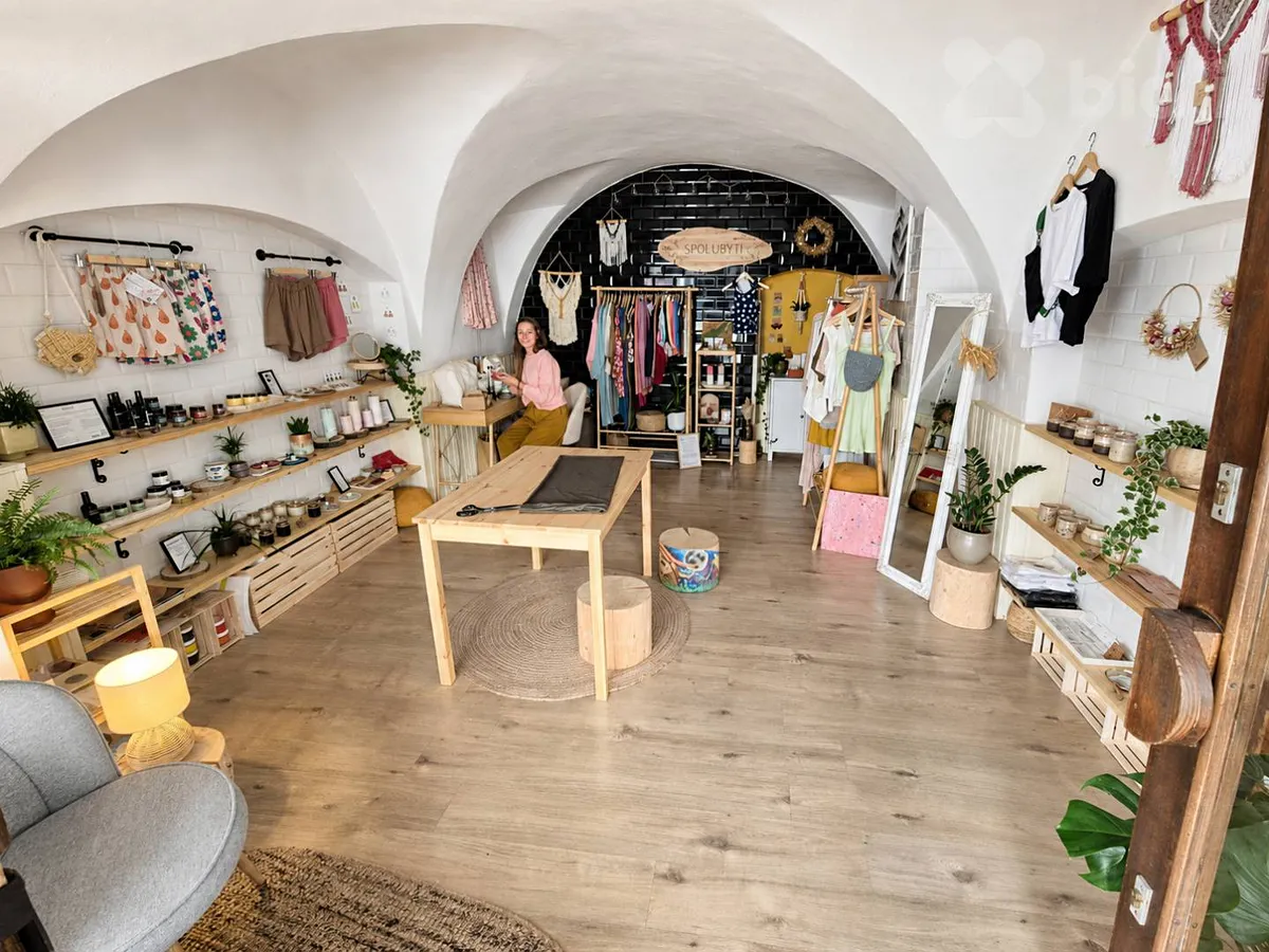Prodej obchodního prostoru 49 m²